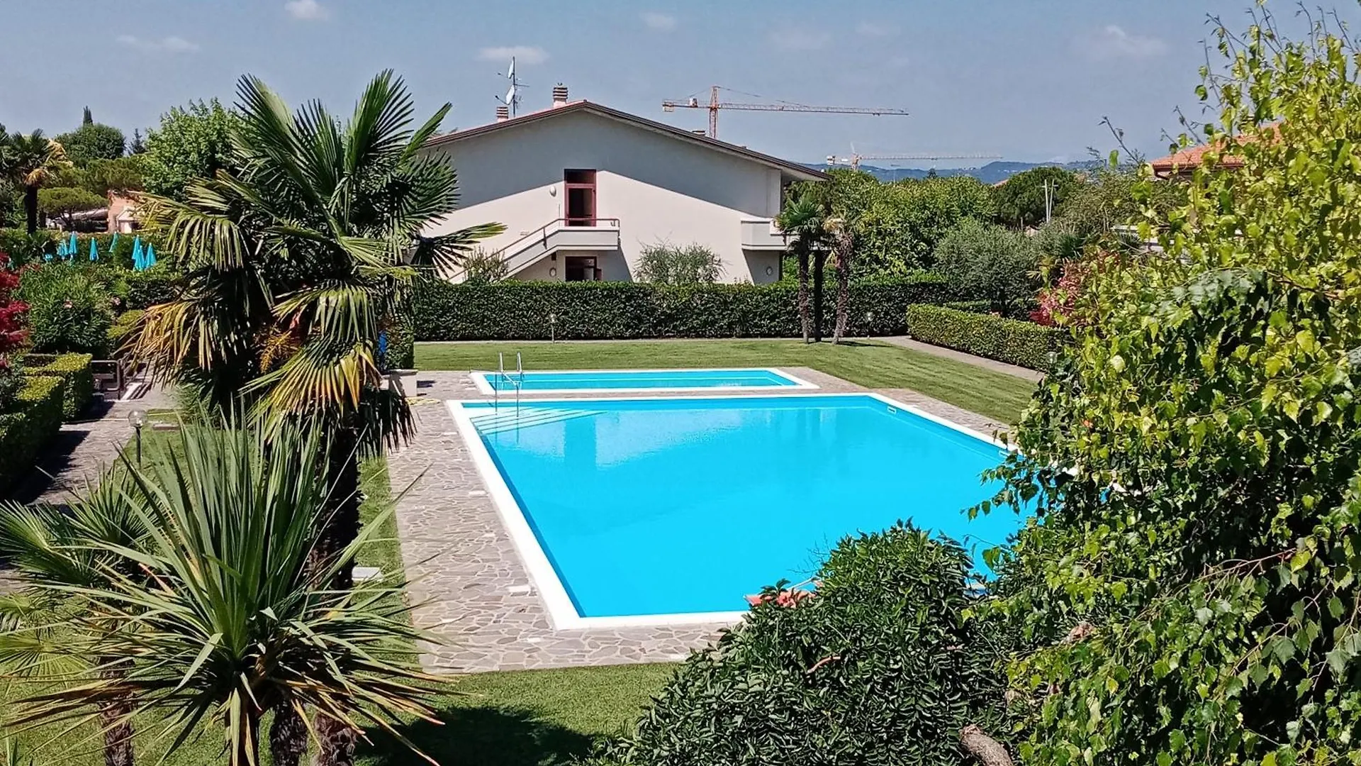 Rivazzurra Apartment - Con Piscina E Wifi Sirmione