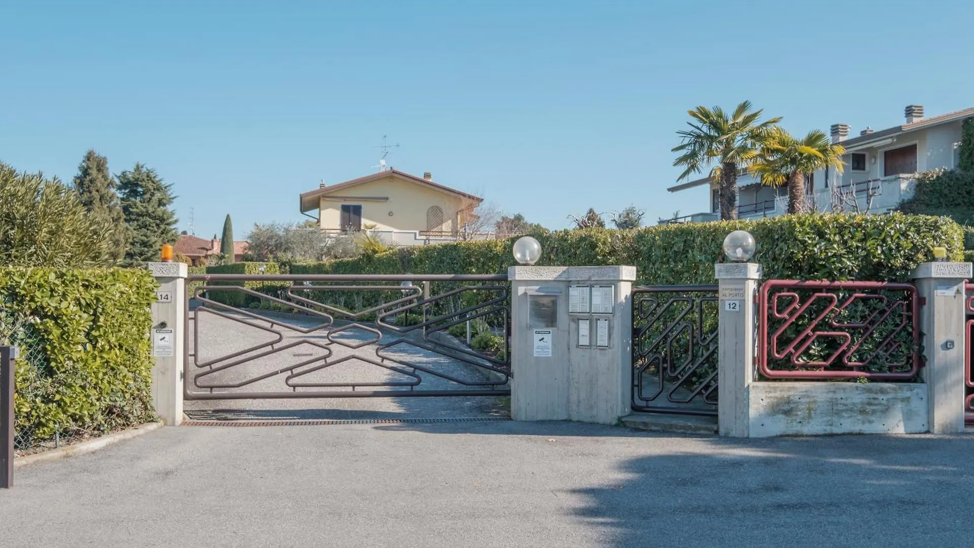 Rivazzurra Apartment - Con Piscina E Wifi Sirmione