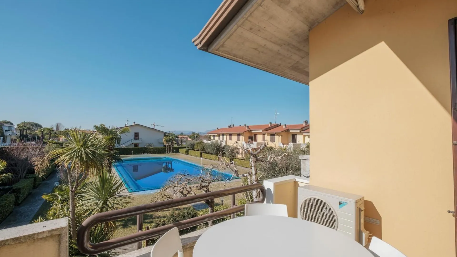 Rivazzurra Apartment - Con Piscina E Wifi Sirmione Włochy